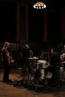 U2: С небес на Землю — постер